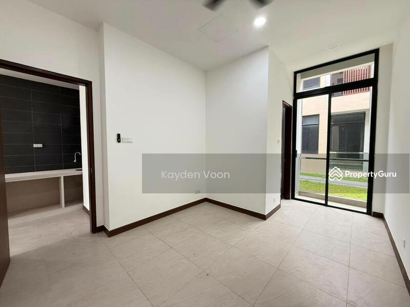 For Rent - Aurora Sentral Double Storey Brand New