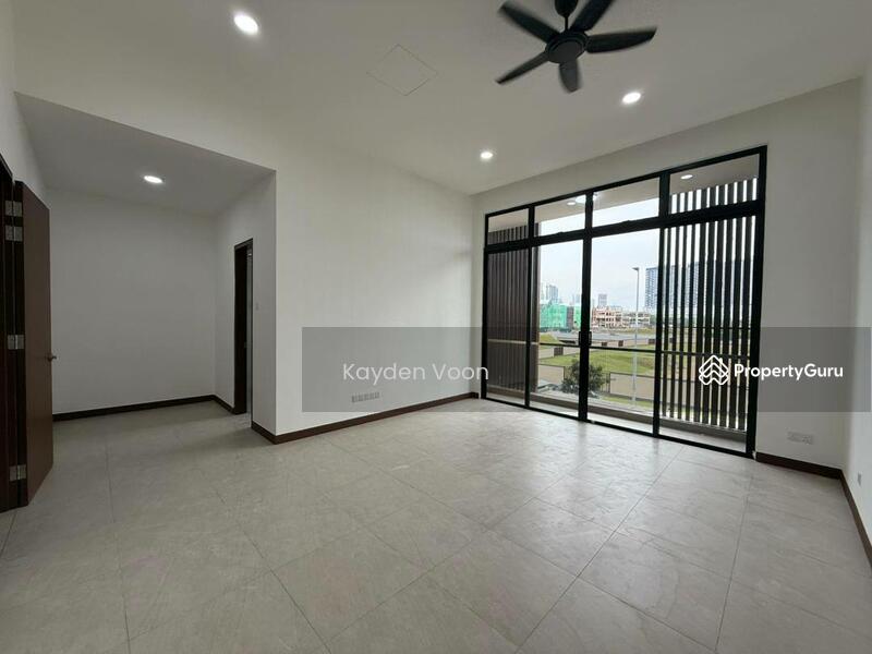 For Rent - Aurora Sentral Double Storey Brand New