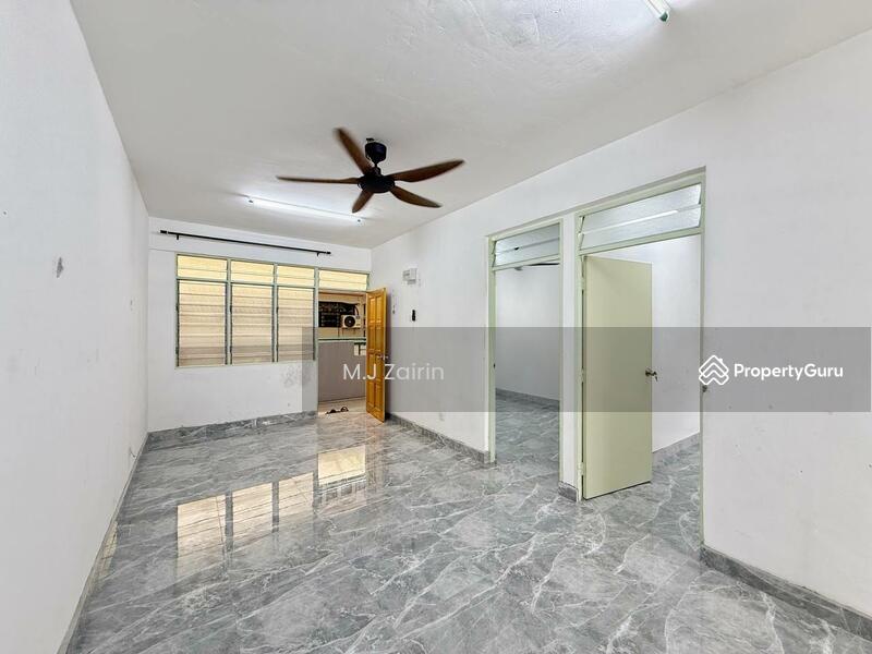For Rent - Desa Lembah Permai