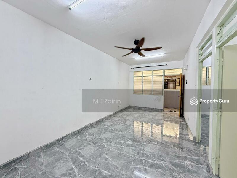 For Rent - Desa Lembah Permai