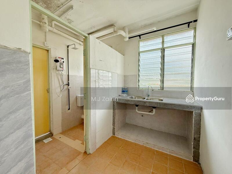 For Rent - Desa Lembah Permai