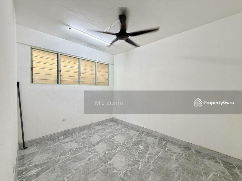 For Rent - Desa Lembah Permai