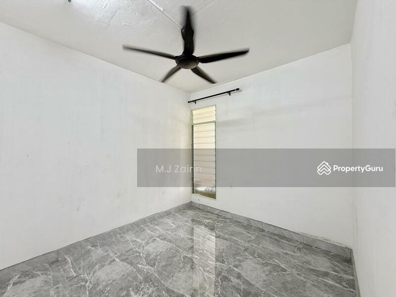 For Rent - Desa Lembah Permai