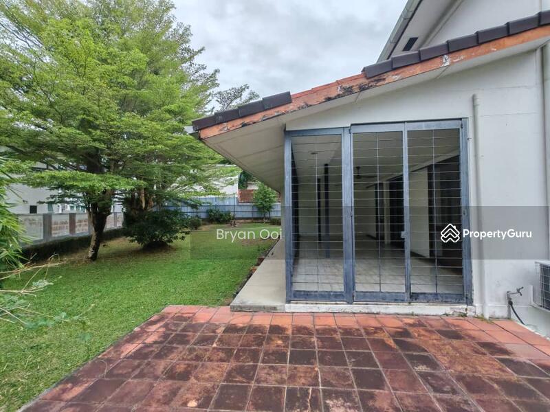 For Rent - 2 Sty Bungalow at Jalan Brook Jesselton Georgetown Land Area 50,773