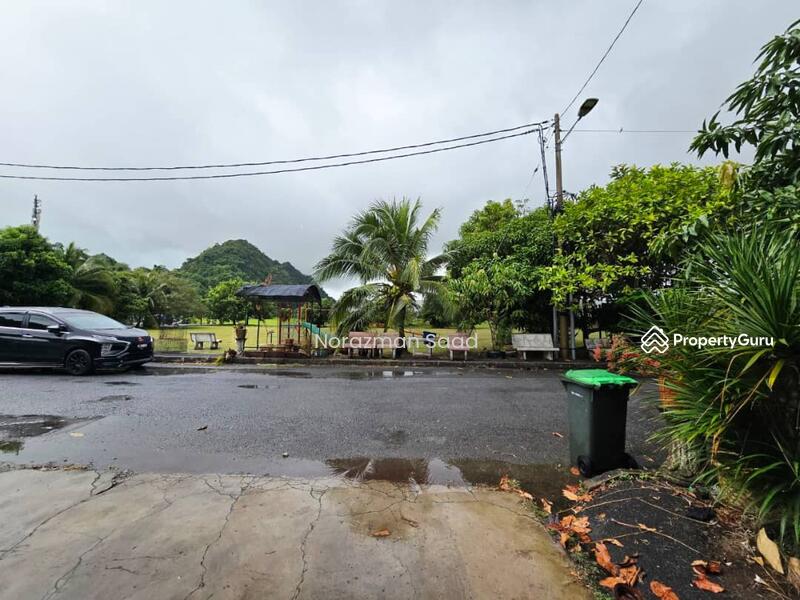 Untuk Dijual - Semi Detached Setingkat Open Facing Freehold Taman Jaya Diri Kangar Perlis