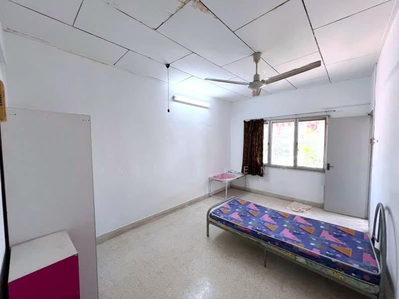 2-storey Terraced House for Sale in SS2 (Petaling Jaya) - Jayden Heng - Bedroom - PropertyGuru.com.my
