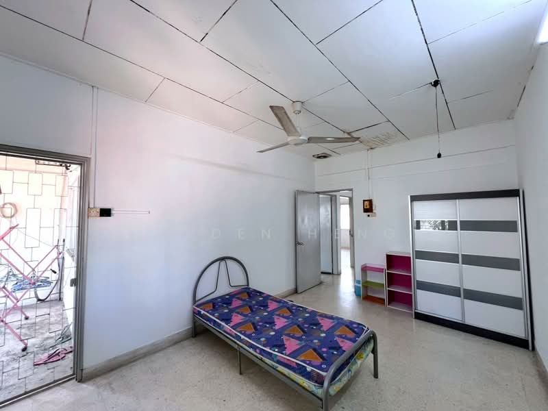 2-storey Terraced House for Sale in SS2 (Petaling Jaya) - Jayden Heng - Bedroom - PropertyGuru.com.my
