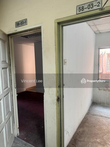 Untuk Dijual - 2 Office Unit top floor for sale together (level 4) at Bukit Tinggi Klang