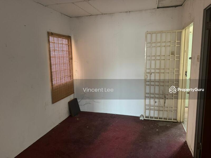 Untuk Dijual - 2 Office Unit top floor for sale together (level 4) at Bukit Tinggi Klang