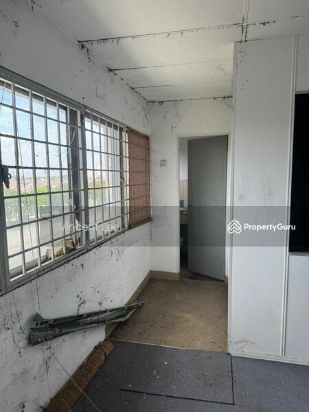 Untuk Dijual - 2 Office Unit top floor for sale together (level 4) at Bukit Tinggi Klang