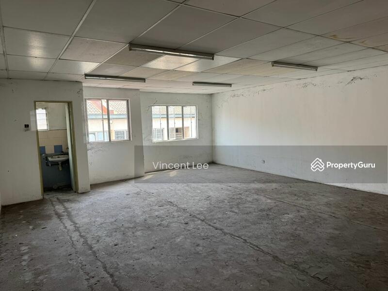 Untuk Dijual - 2 Office Unit top floor for sale together (level 4) at Bukit Tinggi Klang