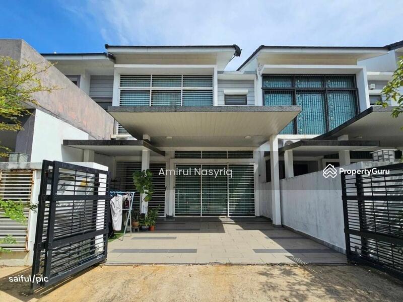 Untuk Dijual - 2-storey Terrace House at Seksyen U16