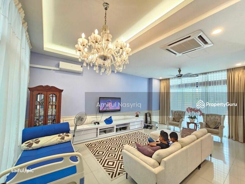 Untuk Dijual - 2-storey Terrace House at Seksyen U16