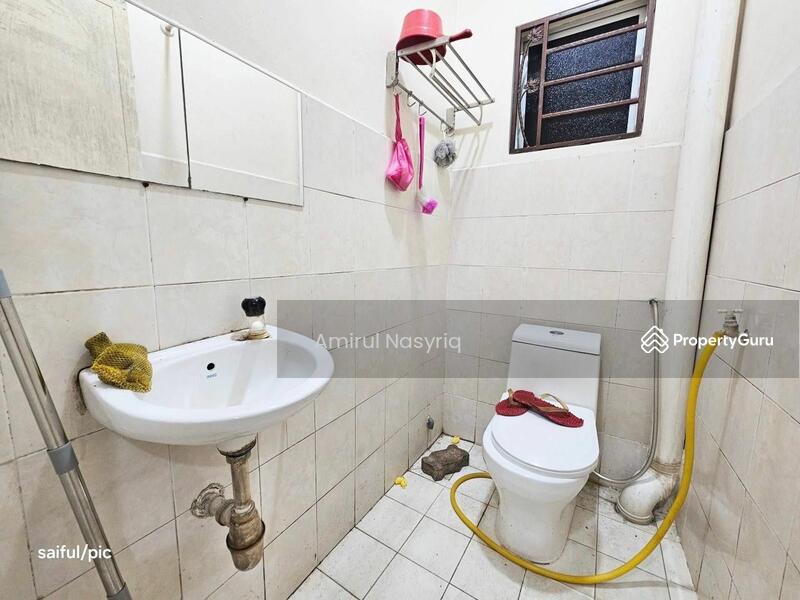 Untuk Dijual - Semi-Detached House at Seksyen 30