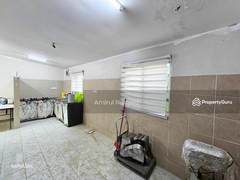 Untuk Dijual - Semi-Detached House at Seksyen 30