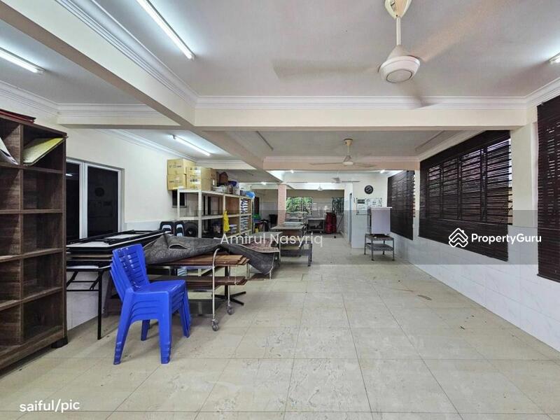 Untuk Dijual - Semi-Detached House at Seksyen 30