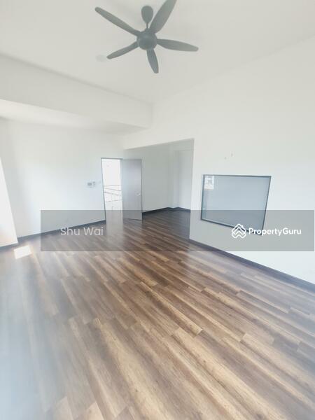 Untuk Dijual - Bandar Kinrara,Best Deal 3sty Superlink Big side Land Corner,Facing North