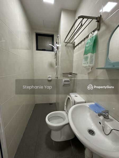For Rent - Maple Residence