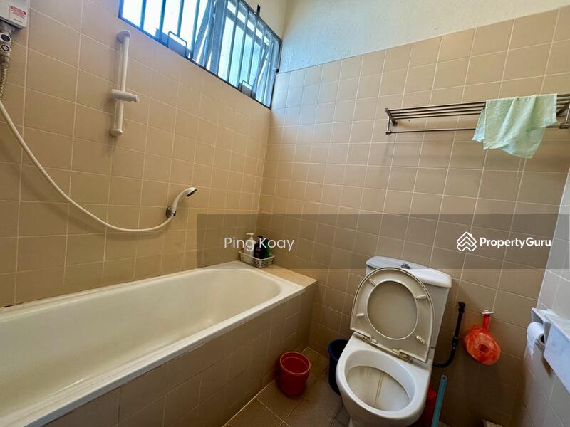 3-storey Terraced House for Sale in Batu Ferringhi (Penang) - Ping Koay - PropertyGuru.com.my