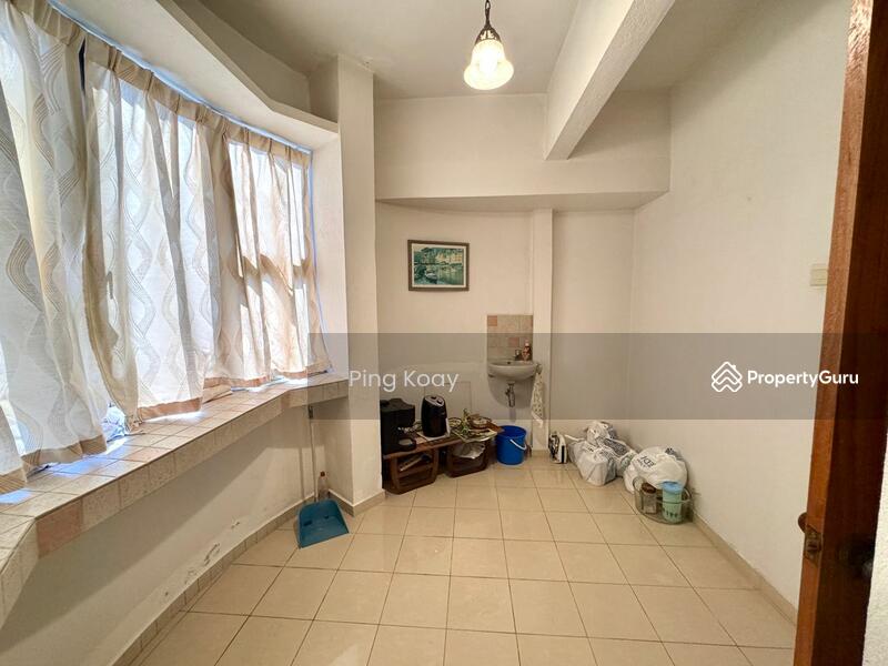 3-storey Terraced House for Sale in Batu Ferringhi (Penang) - Ping Koay - PropertyGuru.com.my