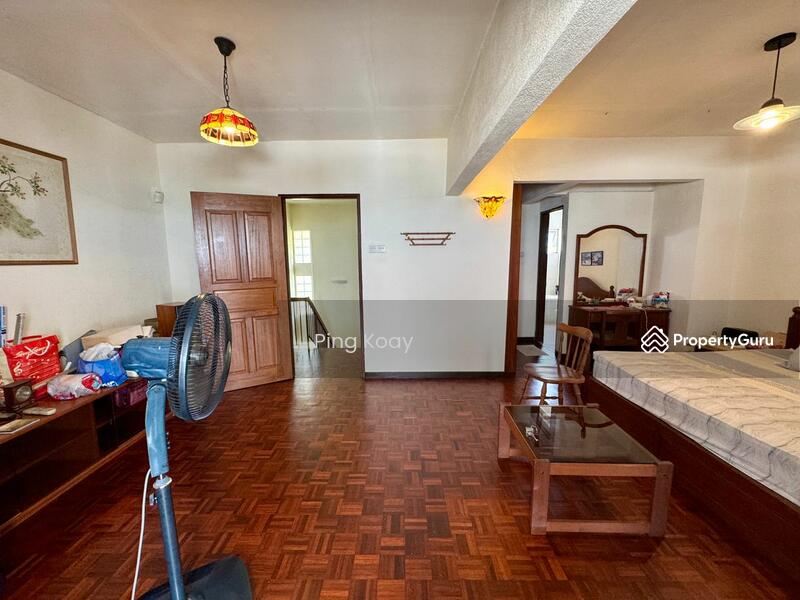 3-storey Terraced House for Sale in Batu Ferringhi (Penang) - Ping Koay - PropertyGuru.com.my