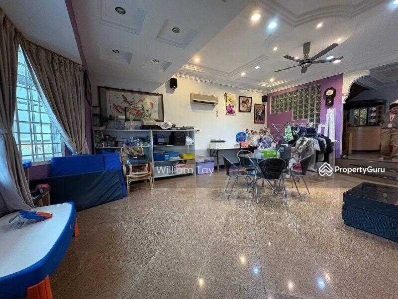 For Sale - Iskandar Iskandar Iskandars