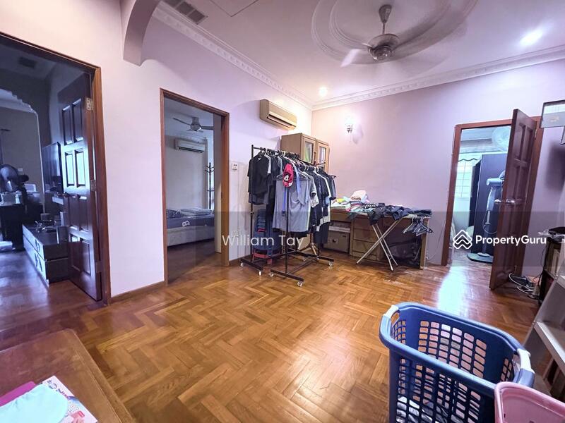 For Sale - Iskandar Iskandar Iskandars