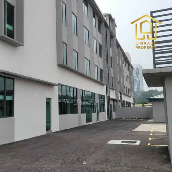 Warehouse for Sale in Kawasan Perindustrian Balakong (Balakong) - SOON SIANG WONG - PropertyGuru.com.my