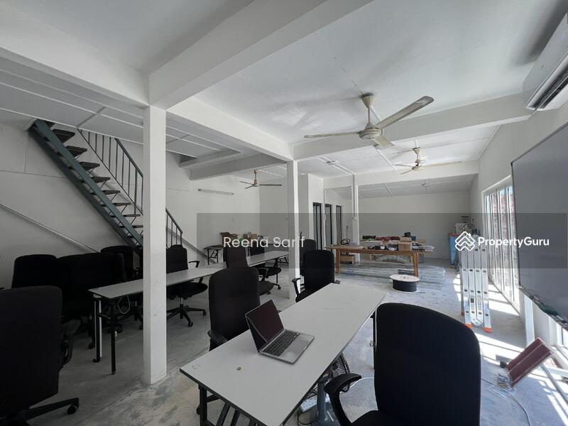 Untuk Dijual - 1.5 Storey Corner Lot Terrace Seapark PJ