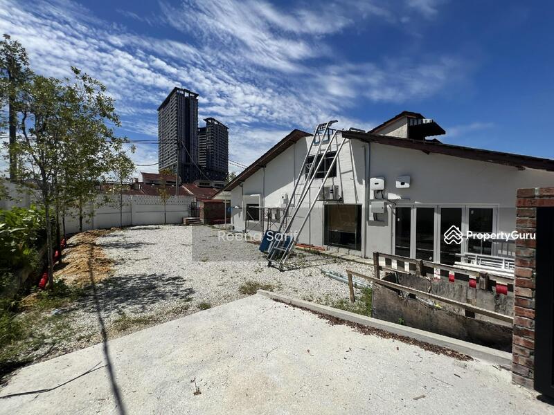 Untuk Dijual - 1.5 Storey Corner Lot Terrace Seapark PJ