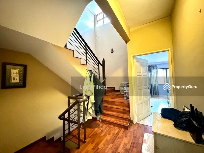 For Sale - Laman Oakleaf