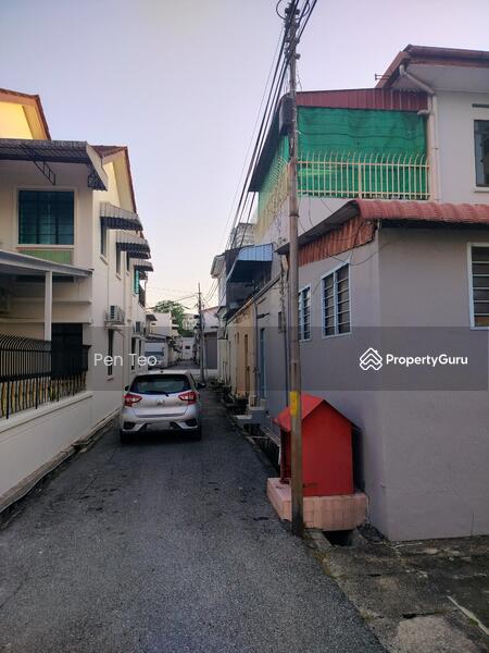 Backlane