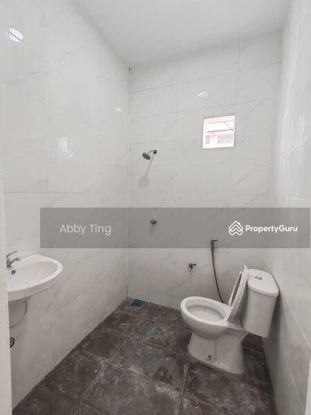 For Sale - Gelang Patah