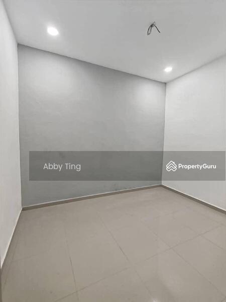 For Sale - Gelang Patah