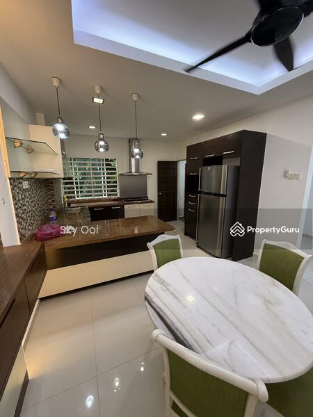 For Rent - Double Storey Terrace @ Taman Brown