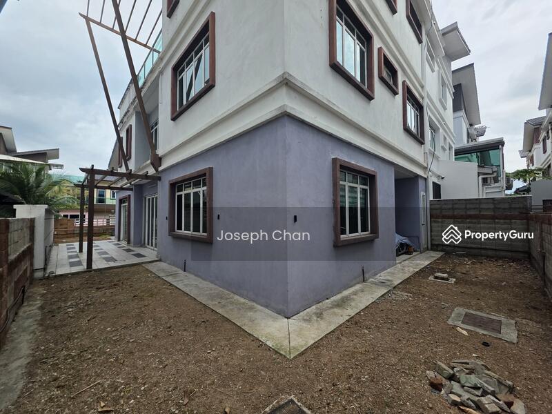 Untuk Dijual - Desa Alam Section U12