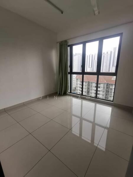 For Rent - Fortune Centra