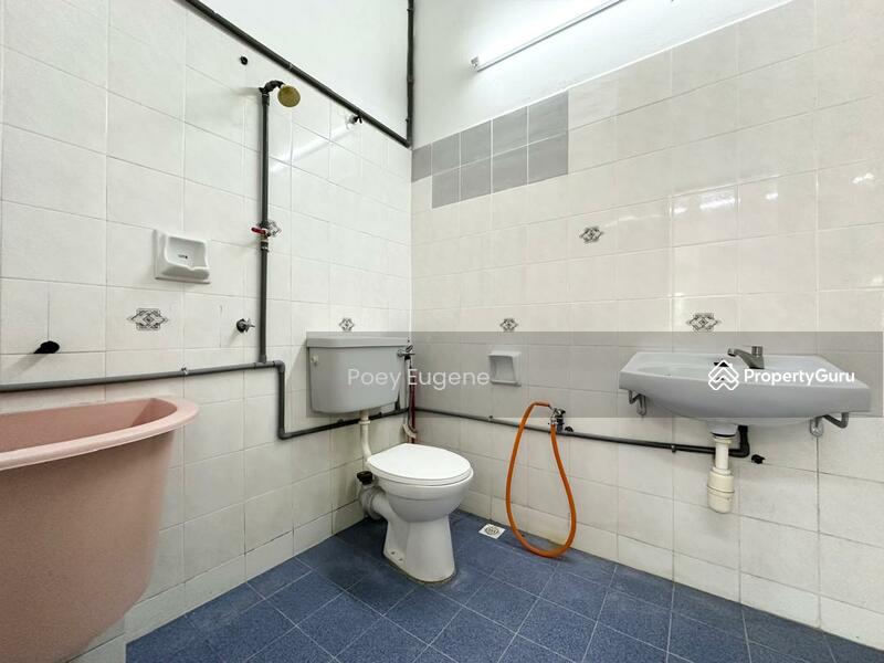 For Rent - Paya Terubong 2 Storey Terrace Unfurnished Basic Fittings Ayer Itam Paya Terubong Penang