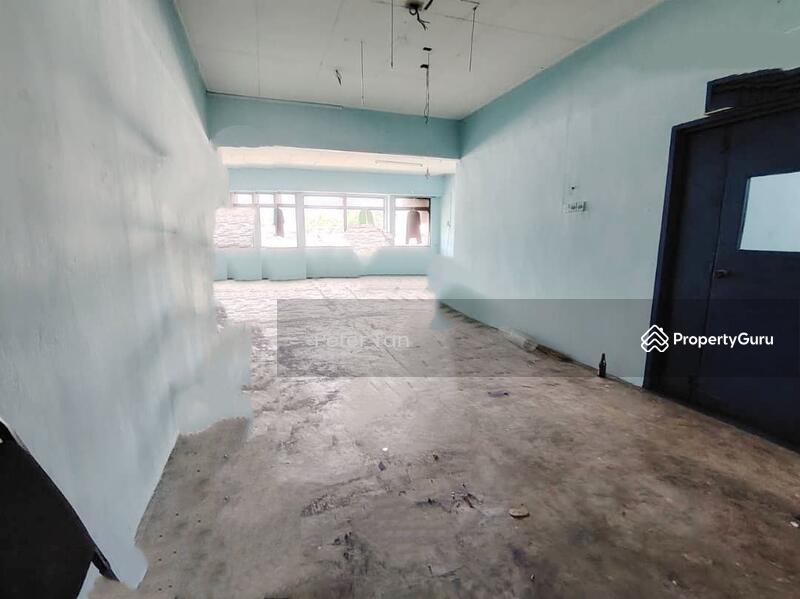 Untuk Disewa - Ulu Tiram 4 Storey Shop For Rent