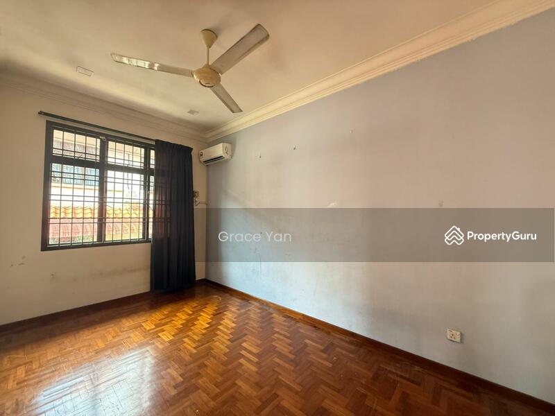 Untuk Dijual - Semi-D House Taman Perling@JB
