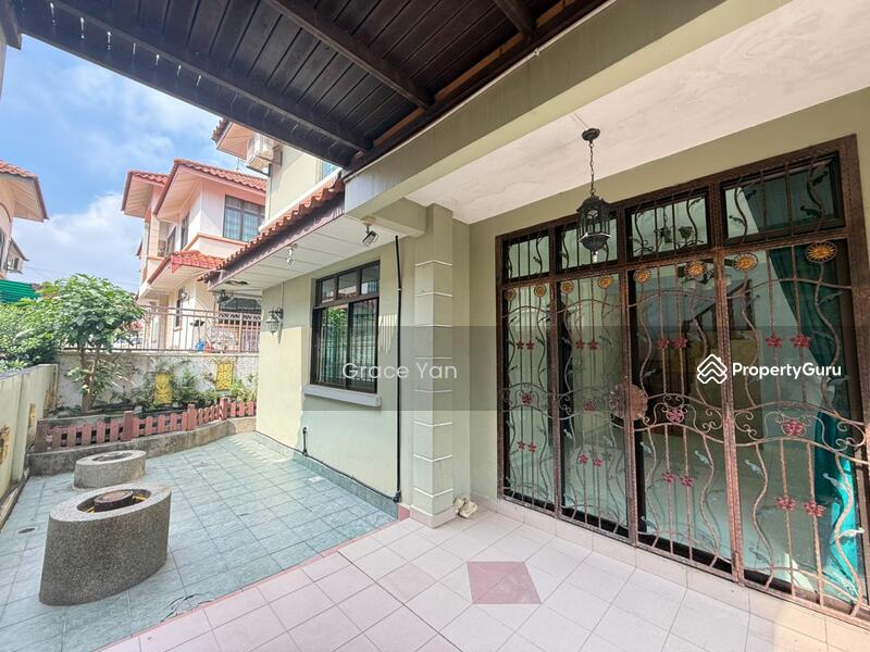 Untuk Dijual - Semi-D House Taman Perling@JB
