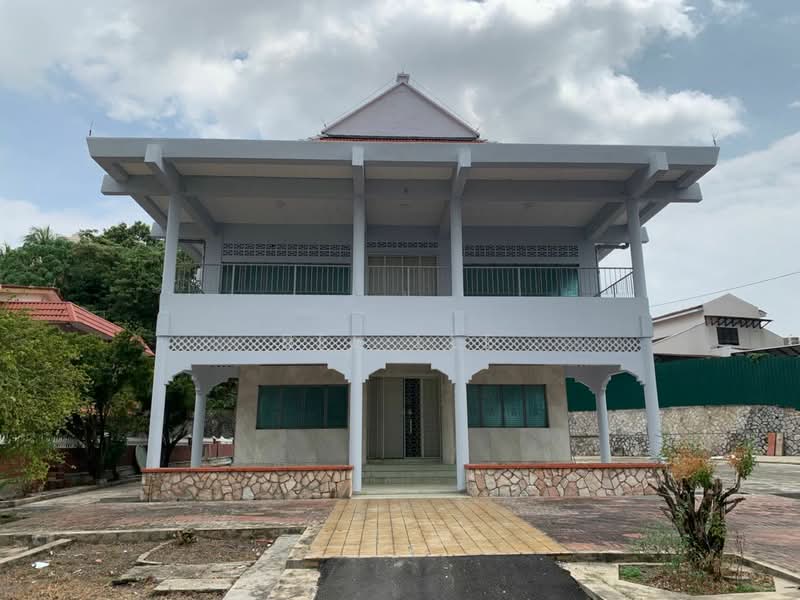 Commercial Bungalow for Rent in Taman Shanghai (Jalan Klang Lama (Old Klang Road)) - Bee Lee - PropertyGuru.com.my