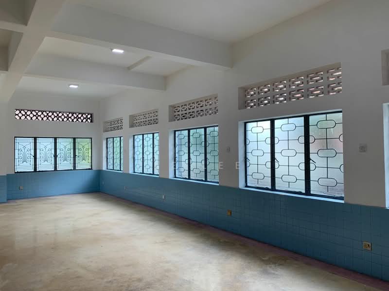 Commercial Bungalow for Rent in Taman Shanghai (Jalan Klang Lama (Old Klang Road)) - Bee Lee - PropertyGuru.com.my