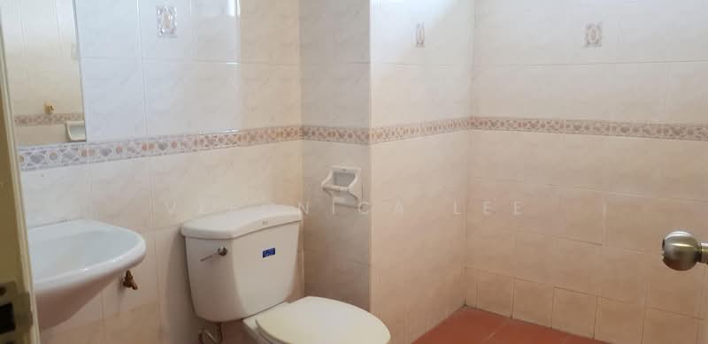 Kondominium untuk Disewa di Vista Damai - Veronica Lee - Bathroom - PropertyGuru.com.my
