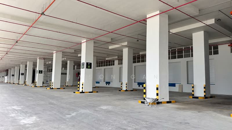 Warehouse for Rent in Kawasan Industri Kota Kemuning (Shah Alam) - Jason Gan - Car Park - PropertyGuru.com.my