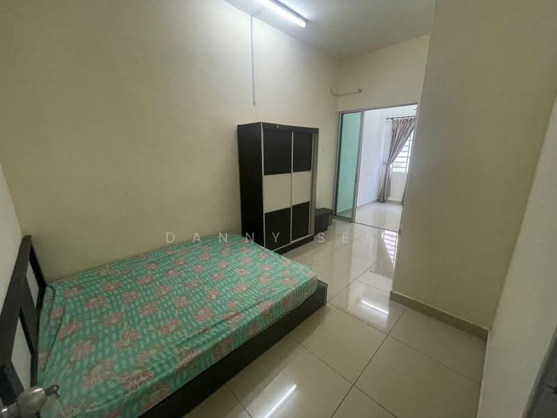 2-storey Terraced House for Rent in Bandar Indahpura (Kulai) - Danny See - Bedroom - PropertyGuru.com.my