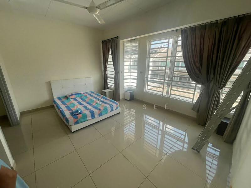 2-storey Terraced House for Rent in Bandar Indahpura (Kulai) - Danny See - Bedroom - PropertyGuru.com.my