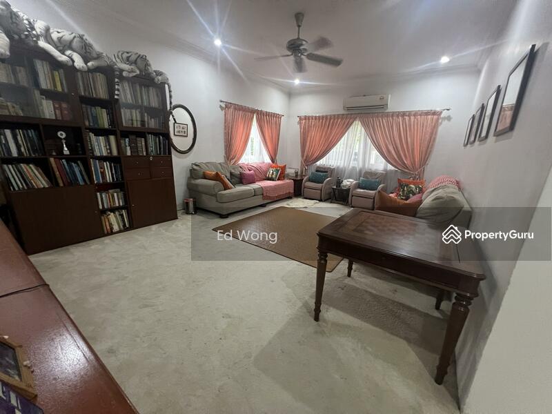 For Sale - Sri hartamas 2-storey Bungalow