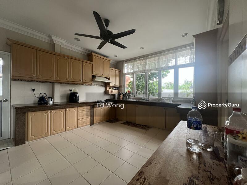For Sale - Sri hartamas 2-storey Bungalow