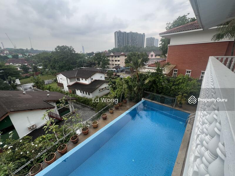 For Sale - Sri hartamas 2-storey Bungalow